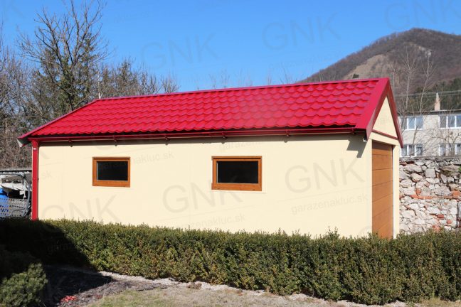 Montovaná garáž pre jedno auto s červenou strechou