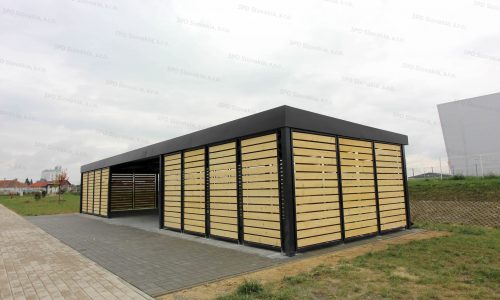 Dizajnový prístrešok na fajčenie s drevenými výplňami