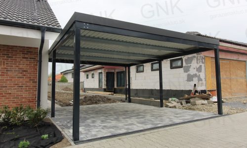 Montovaný oceľový prístrešok pre dve autá