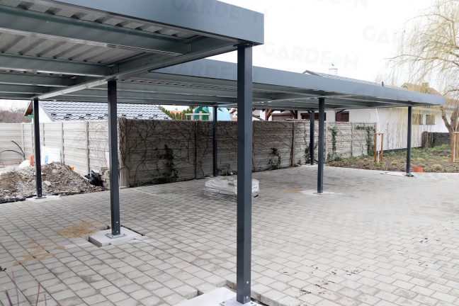Montovaný prístrešok SIEBAU pre tri automobily