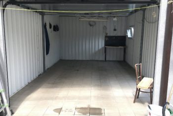 Pohľad na vnútro garáže