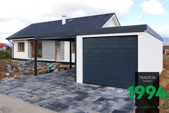 Garáž pre jedno auto s prístreškom
