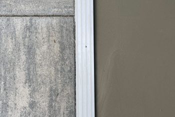 Podlaha v garáži po