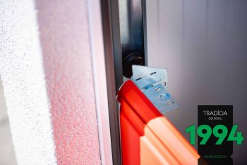 Detail na montáž garážovej brány