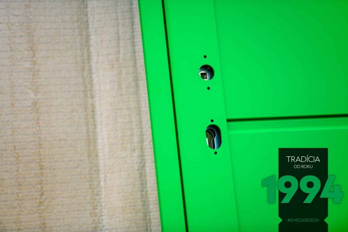 Zelené dvere GARDEON bez kľúčky a zámky