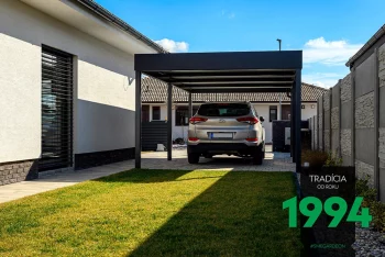 Pohľad na prístrešok zo záhrady