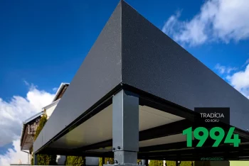 Detail na roh strechy