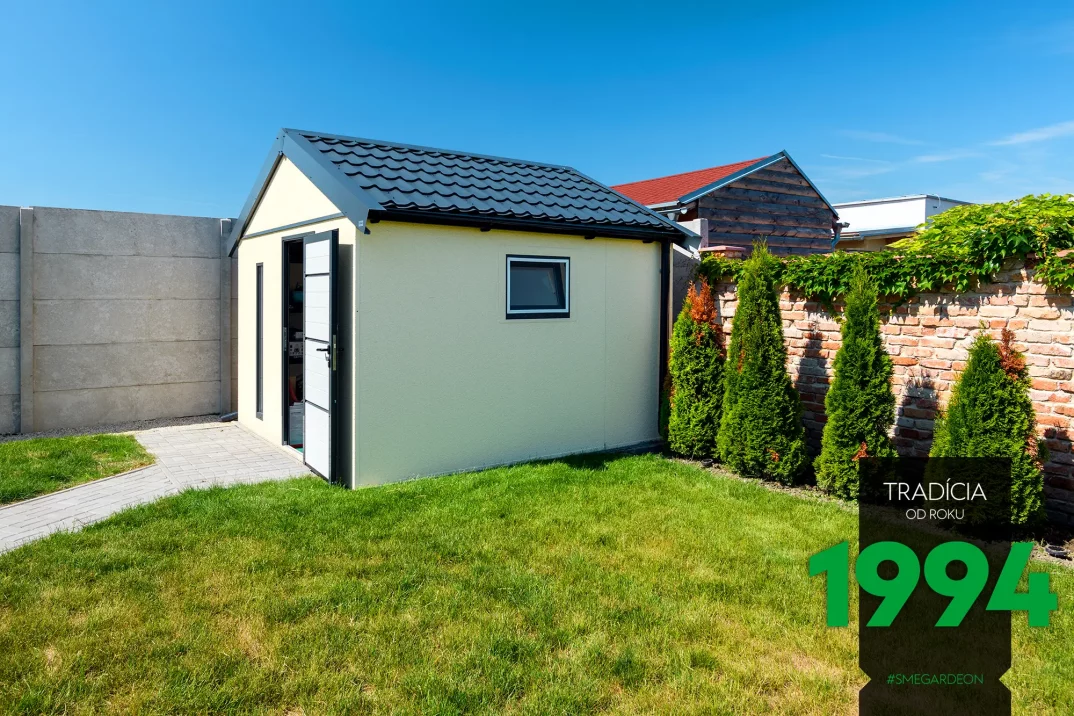 Pohľad na domček z boku