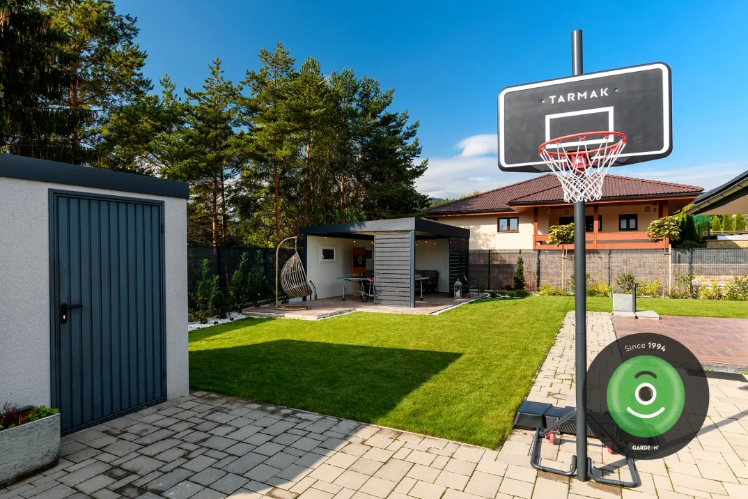 Basketbalový kôš s prístreškom