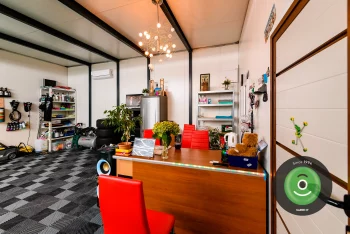 Prijímacia miestnosť v garáži Gardeon