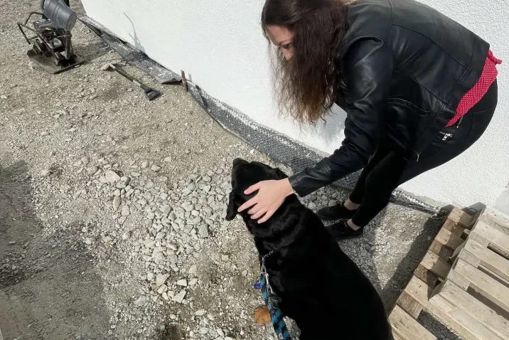 Atos s kolegyňou Majkou