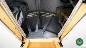 GARDEON gar&aacute;ž pre dve aut&aacute; sedlov&aacute; strecha povala