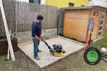 Vyrovnávanie štrkového podkladu