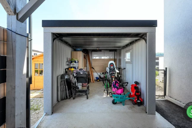 GARDEON garáž využitá na odkladanie bicyklov