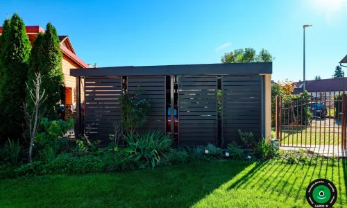 Krytý priestor s garážovou bránou určený na ochranu vozidiel